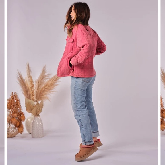 Shop Teach Nada Quilted Jacket - Picture 4 of 6